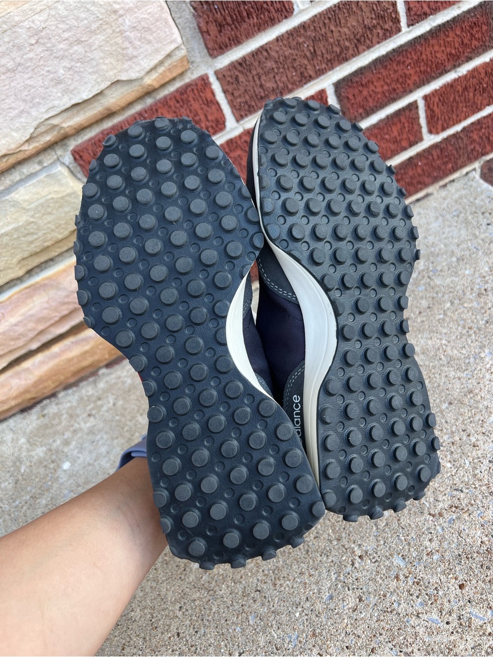 NWOT New Balance 327 sneakers - Picture 6 of 7